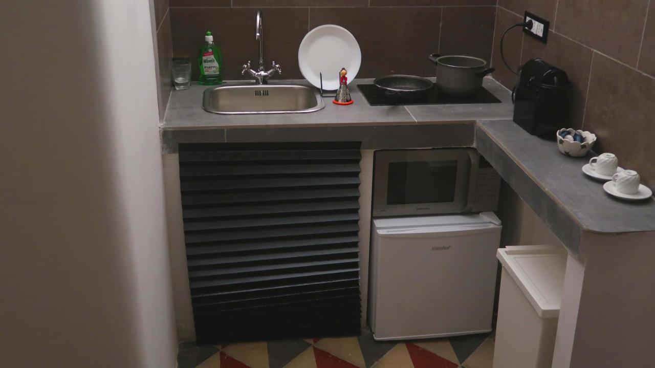 Dimora Victoria Apartment Бари Екстериор снимка
