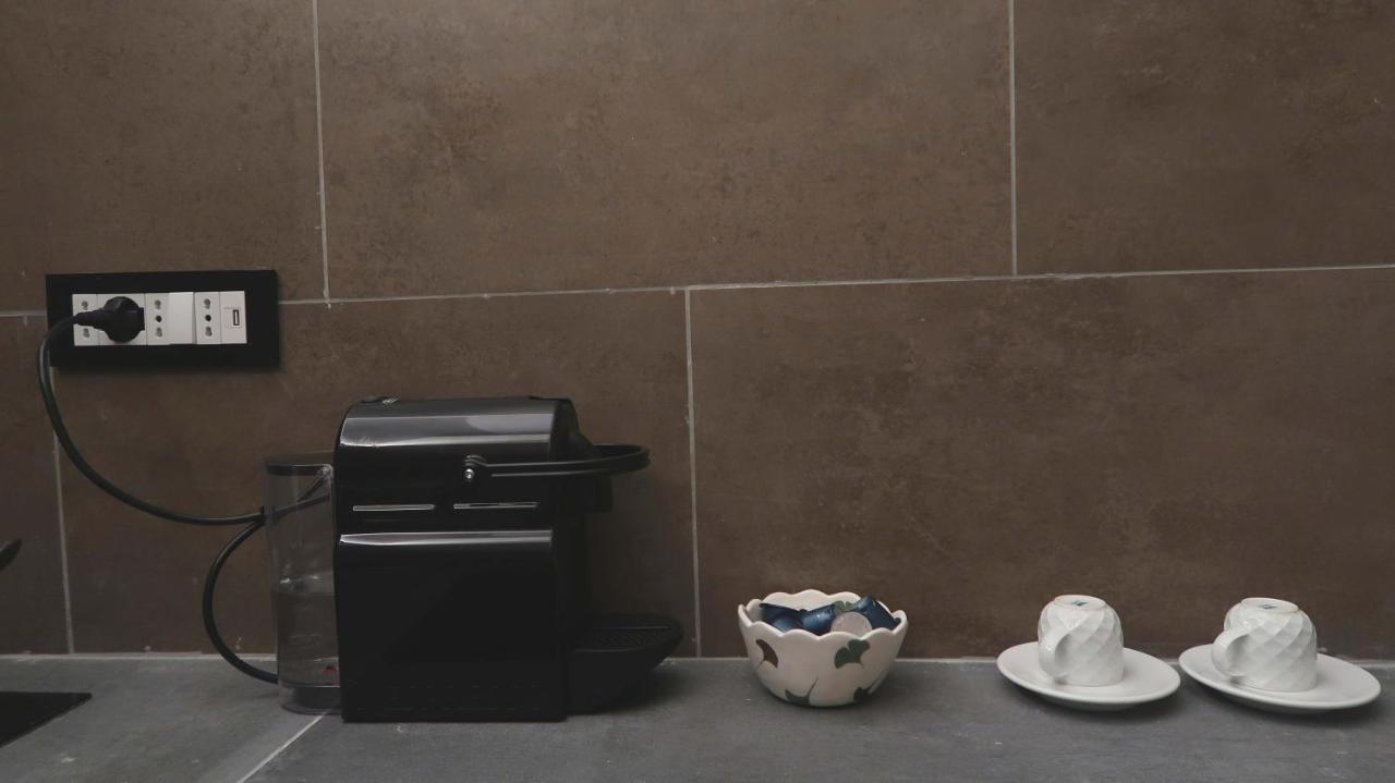 Dimora Victoria Apartment Бари Екстериор снимка